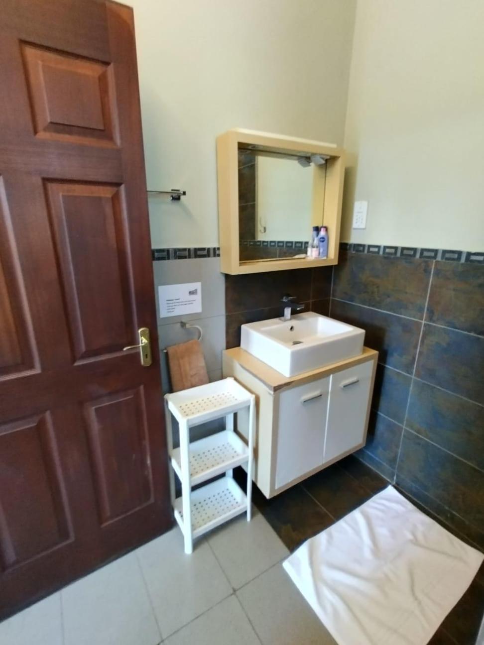 Florances Rest House Nairobi Kültér fotó